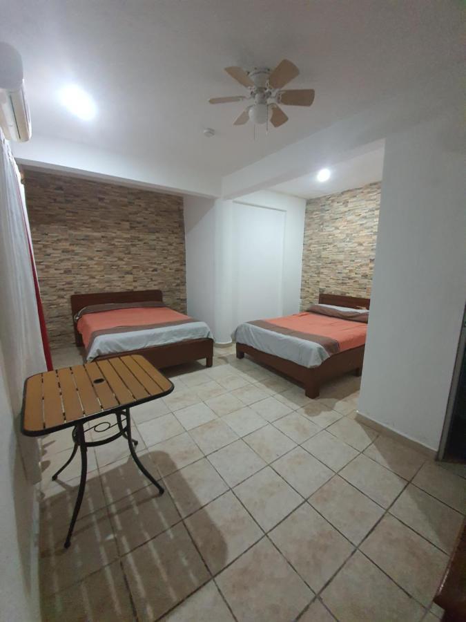 Hotel Posada Marcas Cancun Exterior photo